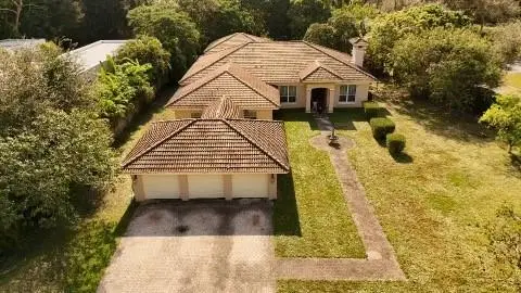 140 Royal Palm Ct, Plantation, FL 33317 - Image #1