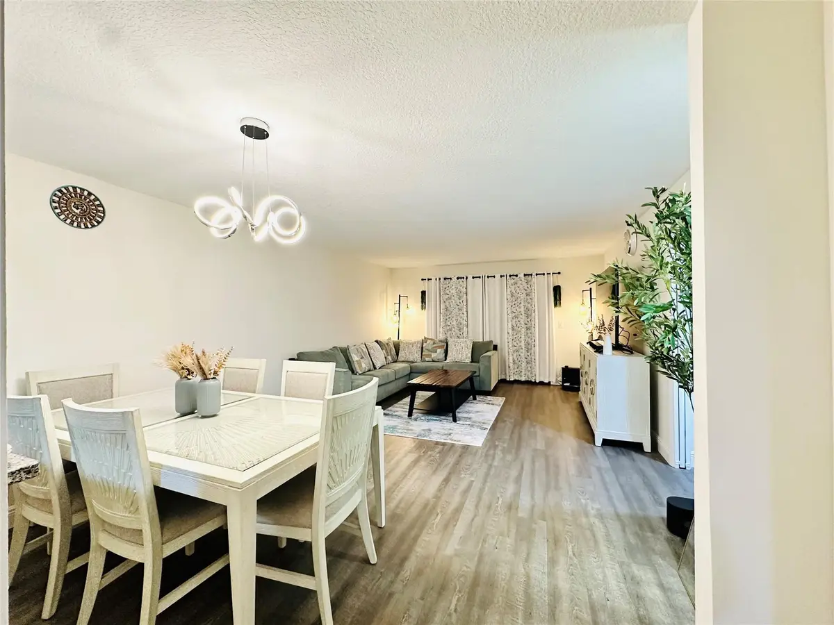 2200 S Cypress Bend Dr #802, Pompano Beach, FL 33069 - Image #1