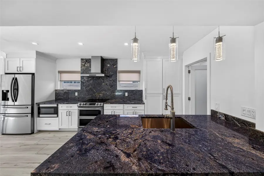 1763 NE 15th St, Fort Lauderdale, FL 33304 - Image #2