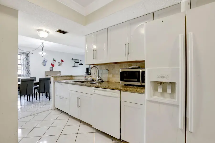 5570 NW 44th St #518A, Tamarac, FL 33319 - Image #3