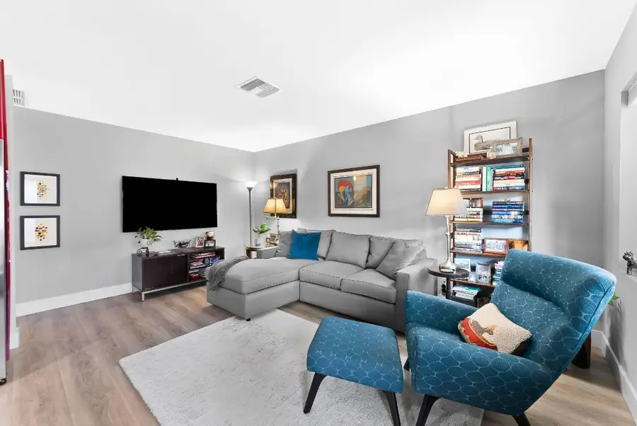 1200 NE 17th Court #3, Fort Lauderdale, FL 33305 - Image #3