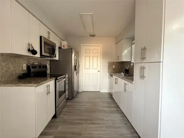 2950 NW 20th St, Fort Lauderdale, FL 33311