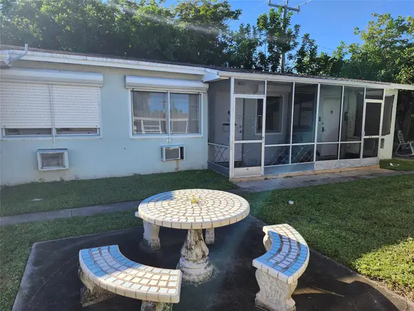 2213 Lincoln St #14, Hollywood, FL 33020