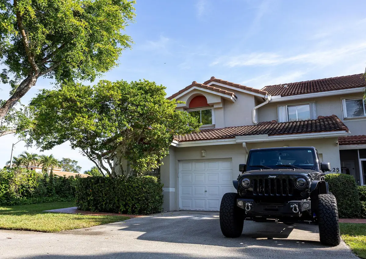 7326 Pinewalk Dr #7326, Pompano Beach, FL 33063 - Image #1