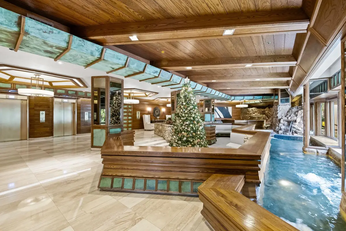 1000 Quayside Ter #1606, Miami, FL 33138 - Image #1