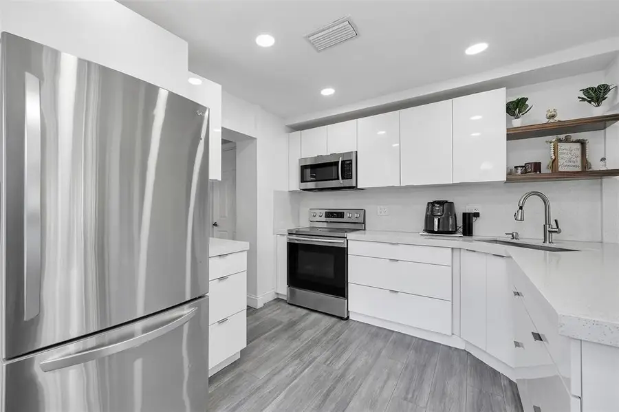 2535 Sherman Street, Hollywood, FL 33020 - Image #2