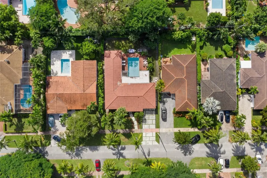 510 Gerona Avenue, Coral Gables, FL 33146 - Image #2