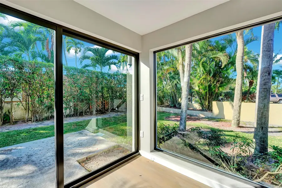 1100 SE 5th Ct #1, Pompano Beach, FL 33060 - Image #3