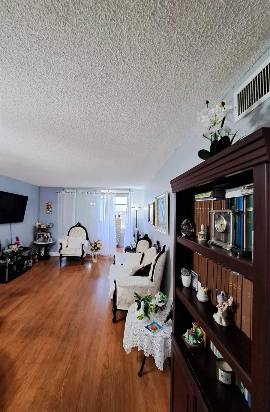 8841 Sunrise Lakes Blvd #206, Sunrise, FL 33322 - Image #3