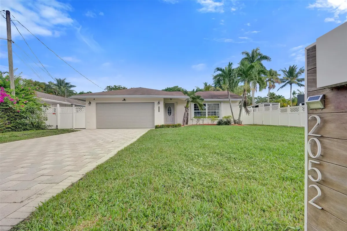 2052 SW 28th Way, Fort Lauderdale, FL 33312 - Image #1