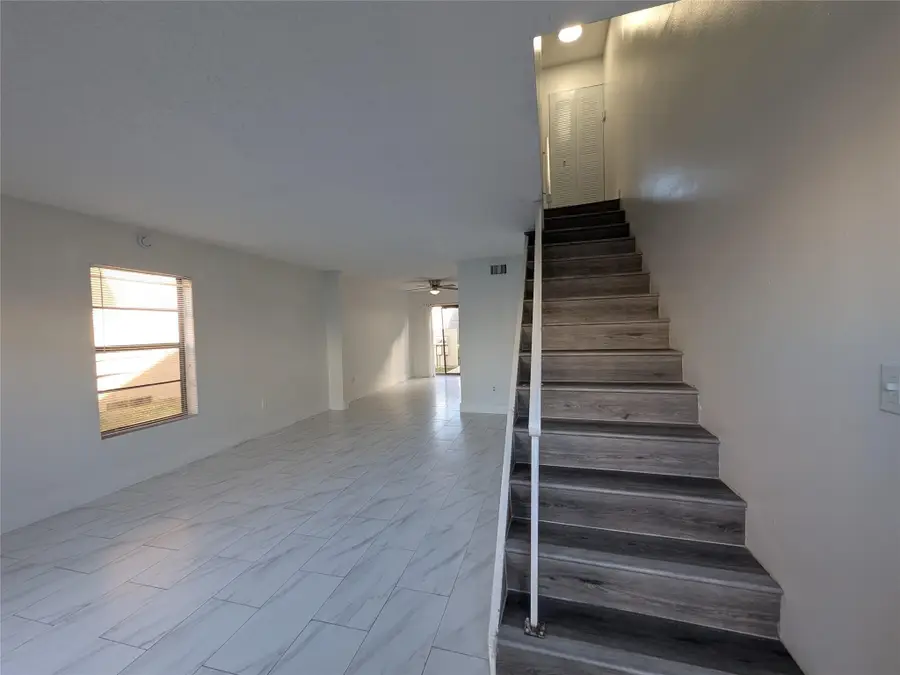 2456 NW 52nd Ave #2456, Fort Lauderdale, FL 33313 - Image #2