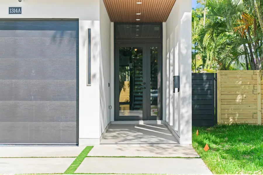 1314 NE 13th Ave, Fort Lauderdale, FL 33304 - Image #2