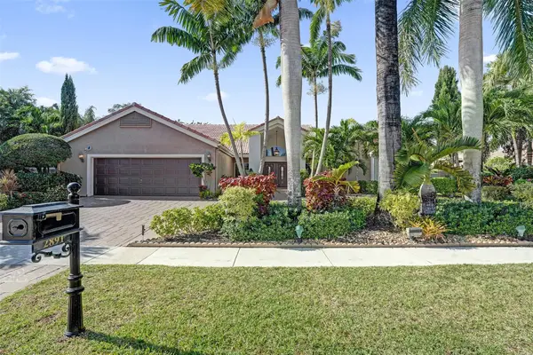 2891 NW 28th Ter, Boca Raton, FL 33434