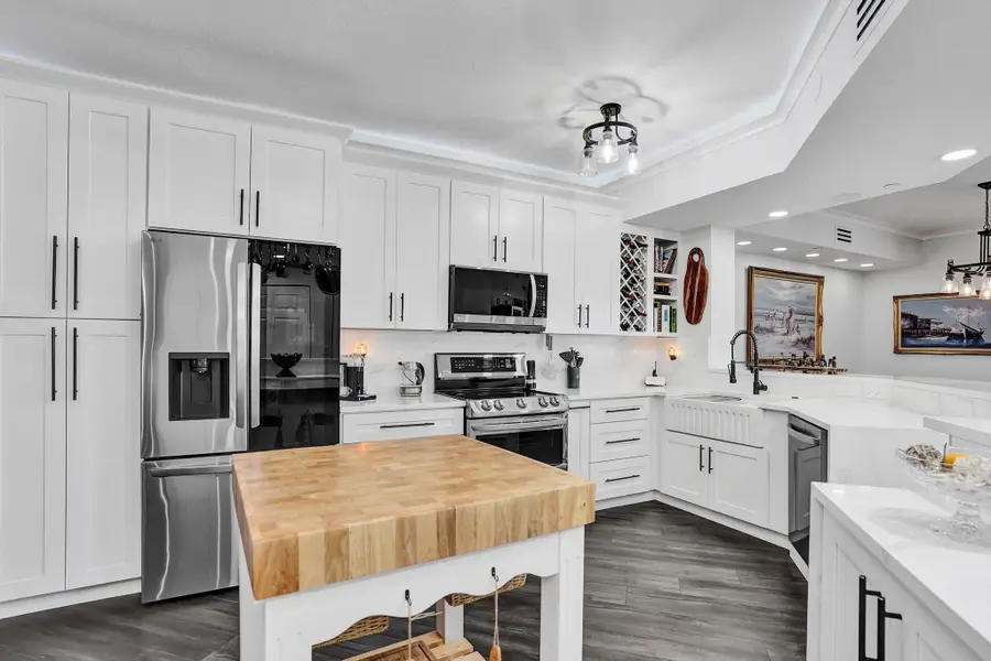 7755 Yardley Dr #209, Tamarac, FL 33321 - Image #2