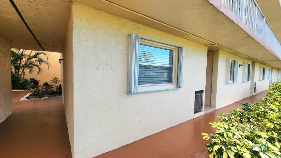 700 SE 6th Ave #106, Deerfield Beach, FL 33441 - Image #2