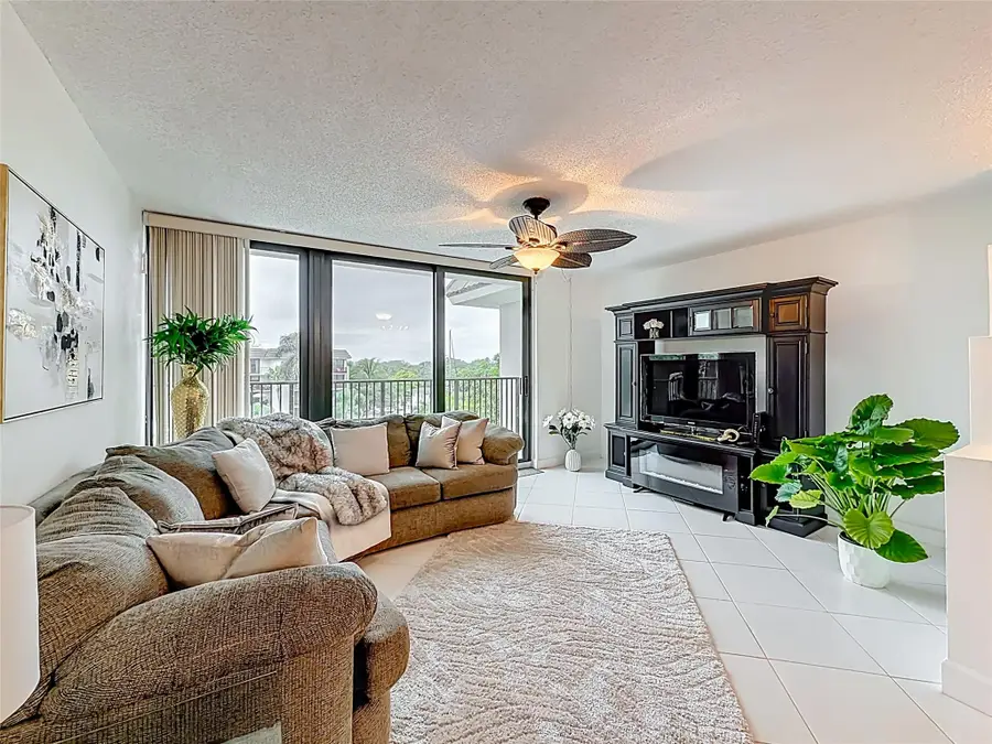 1101 River Reach Dr #502, Fort Lauderdale, FL 33315 - Image #2