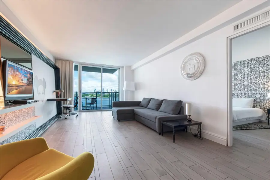 1100 West Ave #1010, Miami Beach, FL 33139 - Image #2