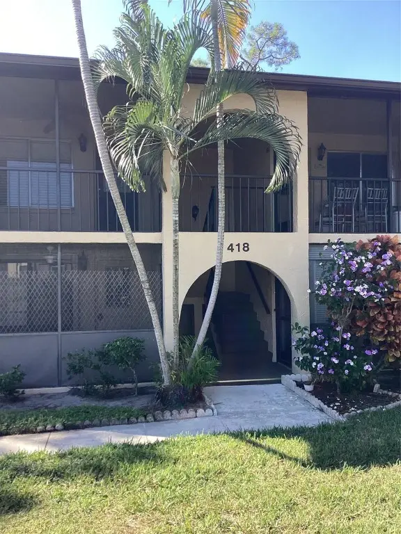 418 Pine Glen Lane #C-2, Greenacres, FL 33463 - Image #1