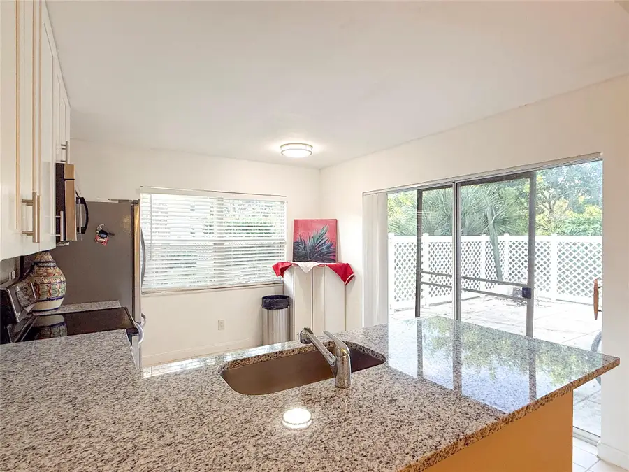 1945 Stratford Way, West Palm Beach, FL 33409 - Image #2