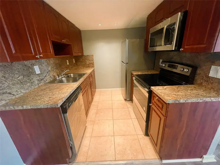 4024 Cambridge B #4024, Deerfield Beach, FL 33442 - Image #3