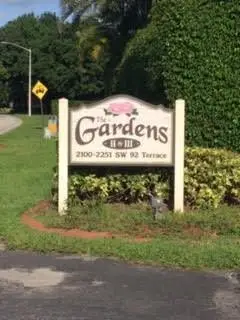 2240 SW 92 Terr #2402, Davie, FL 33324