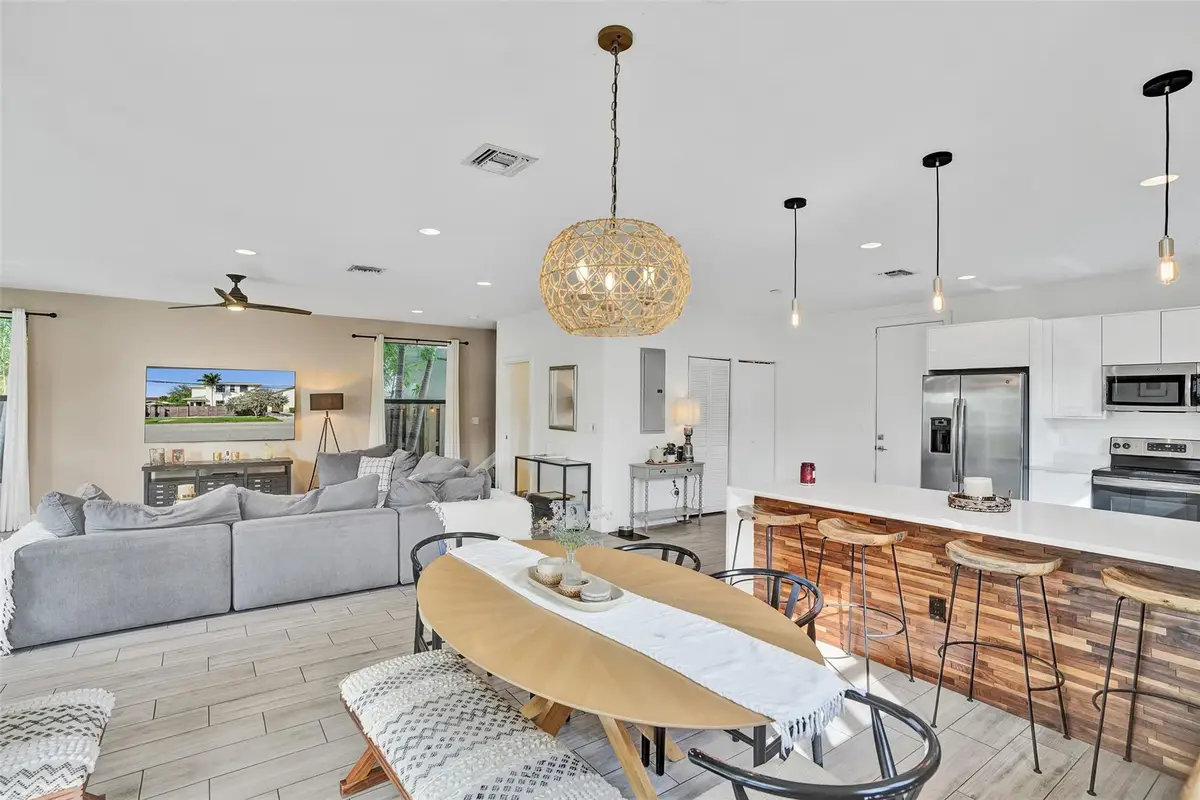 233 NE 11th St #233, Fort Lauderdale, FL 33304 - Image #1