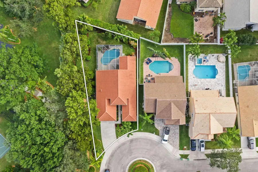 690 Fox Creek Ct, Weston, FL 33327 - Image #3