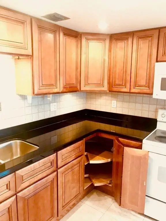 2069 Oakridge F #2069, Deerfield Beach, FL 33442 - Image #3