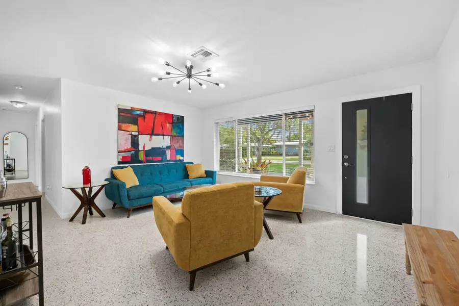 409 NW 27th St, Wilton Manors, FL 33311 - Image #3