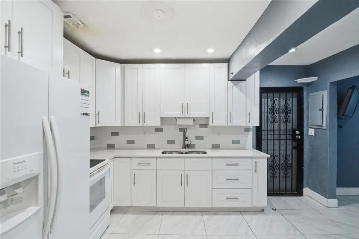 1320 NW 86th Street, Miami, FL 33147 - Image #1