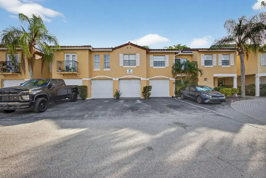 1040 Lake Shore Dr #203, Lake Park, FL 33403 - Image #2
