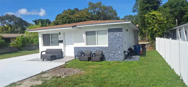 1555 NE 148th St, Miami, FL 33161