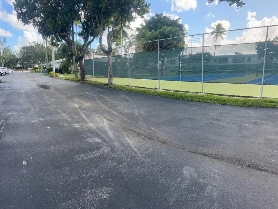 6273 Bay Club Dr. #2, Fort Lauderdale, FL 33308 - Image #3