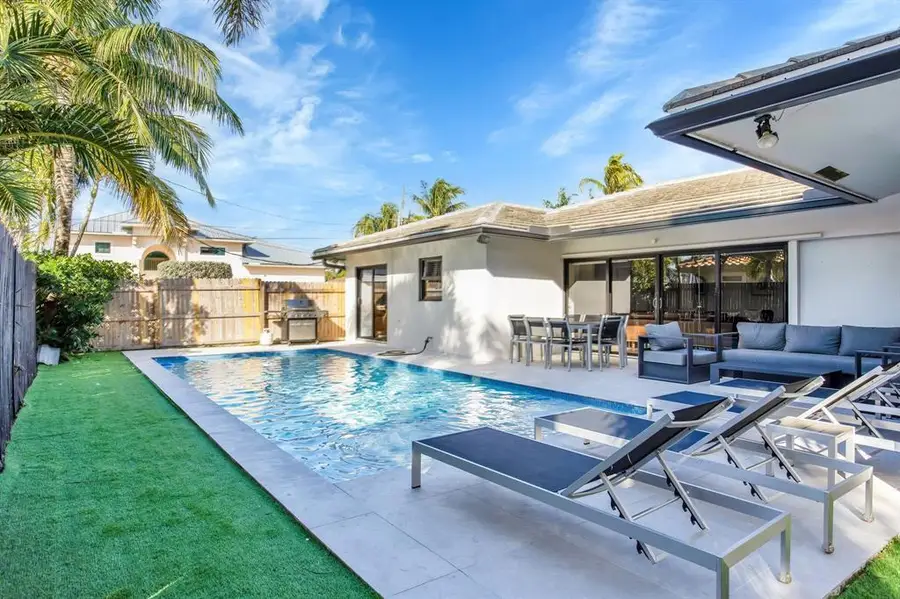 24 Castle Harbor Is, Fort Lauderdale, FL 33308 - Image #3