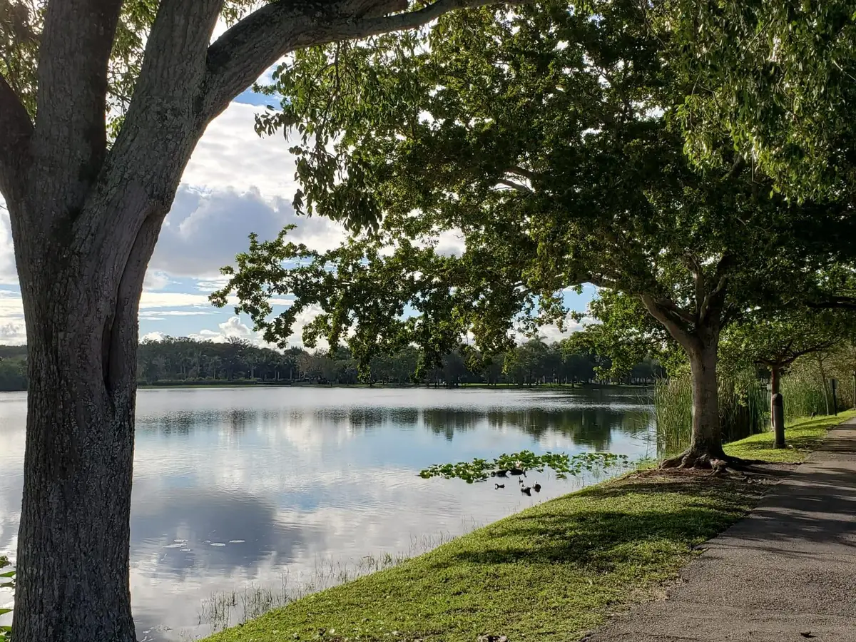 120 Royal Park Dr #B4, Oakland Park, FL 33309 - Image #1