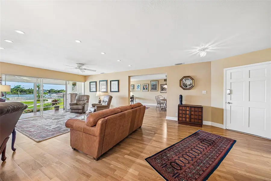 478 Tequesta Dr #206, Jupiter, FL 33469 - Image #2