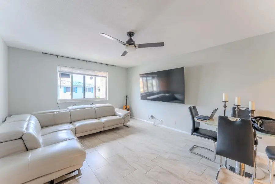 6260 NE 18th Ave #824, Fort Lauderdale, FL 33334 - Image #2