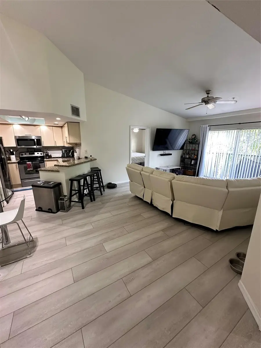 2131 SE 10th Ave #1120, Fort Lauderdale, FL 33316 - Image #3