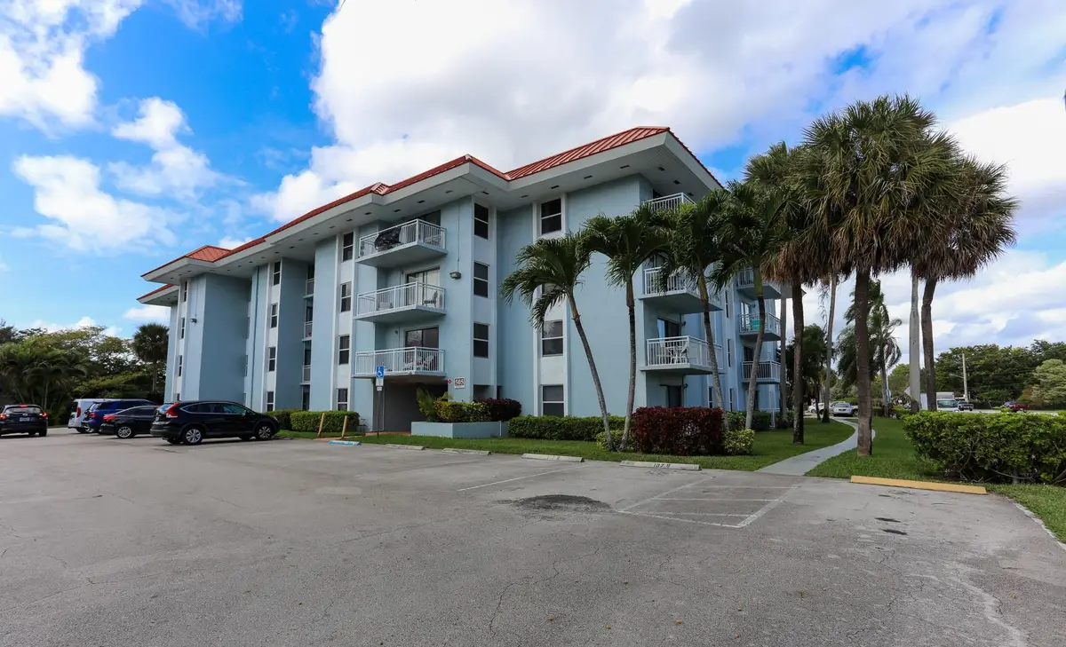505 S Pine Island Rd #B203, Fort Lauderdale, FL 33324 - Image #1
