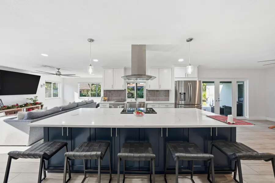 5450 SW 18th St, Plantation, FL 33317 - Image #3