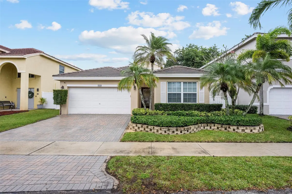 2850 E Sable Cir, Margate, FL 33063 - Image #1