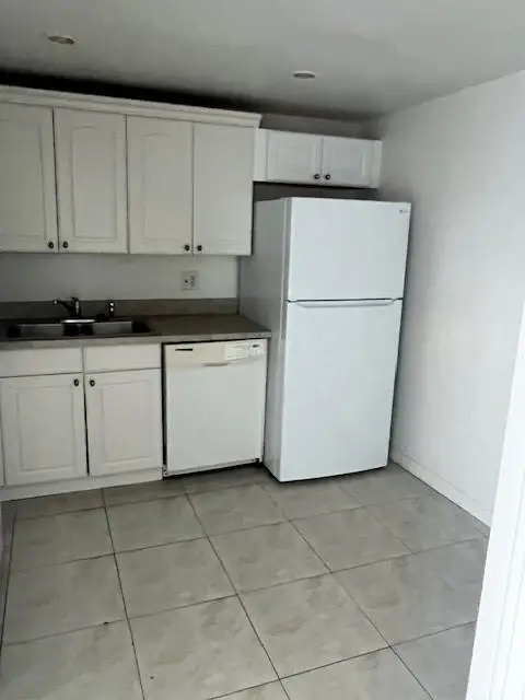 4164 Inverrary Dr #803, Lauderhill, FL 33319 - Image #2