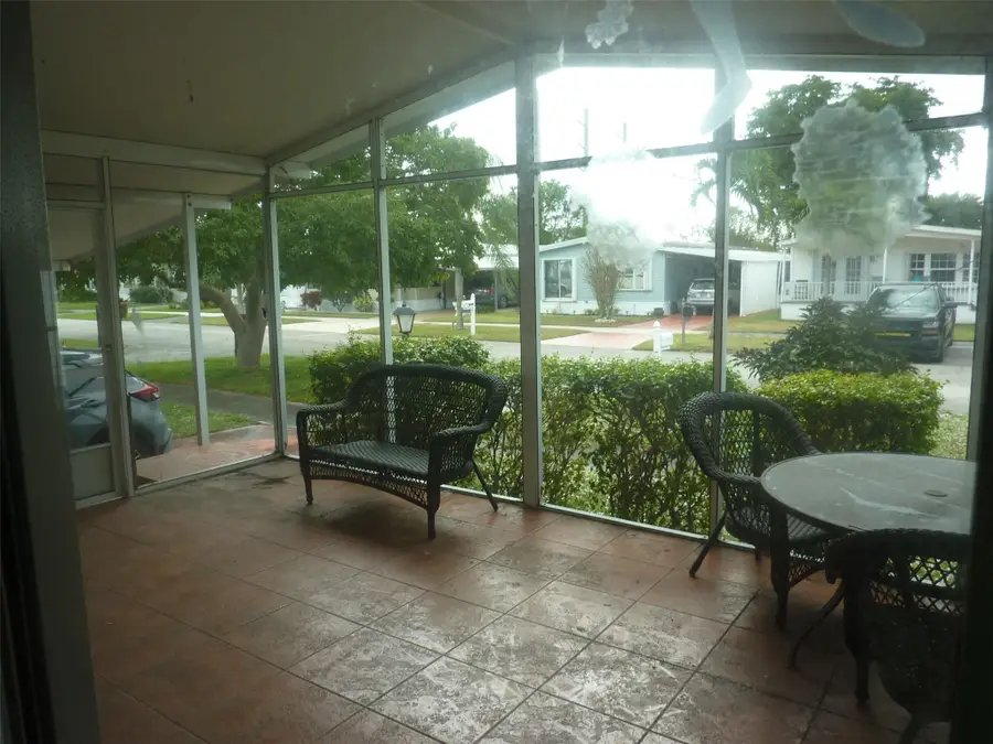 2945 SW 53rd St, Fort Lauderdale, FL 33312 - Image #3