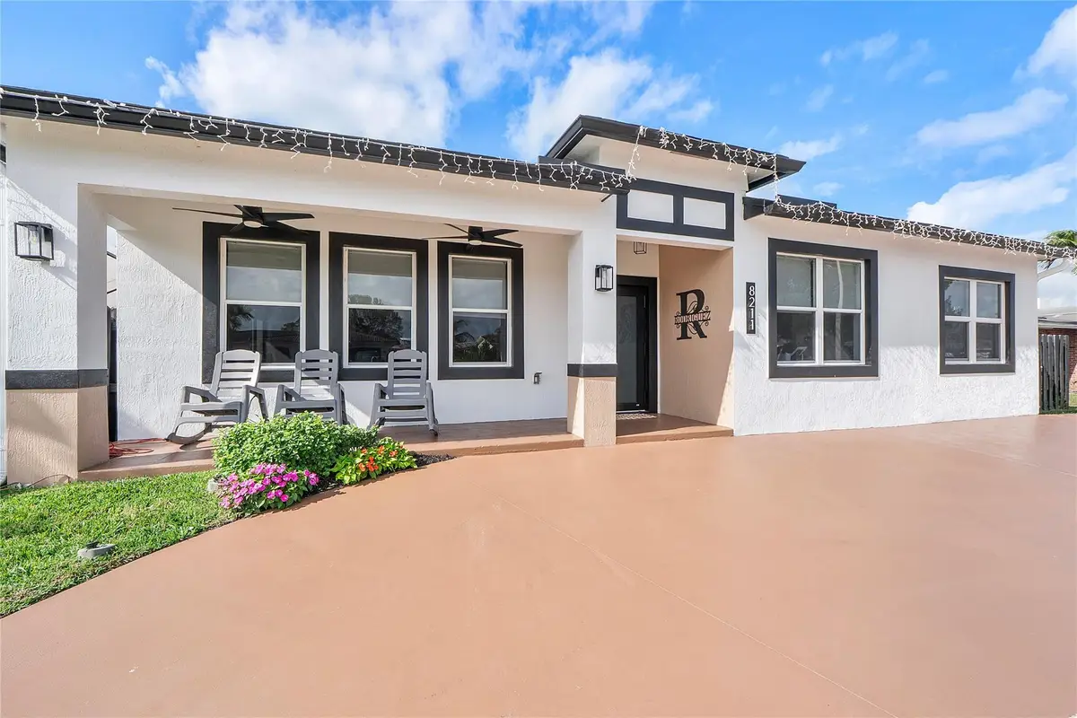 8211 NW 74th Ave, Tamarac, FL 33321 - Image #1