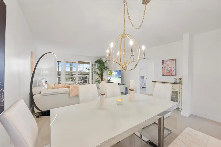 2202 S Cypress Bend Dr #606, Pompano Beach, FL 33069 - Image #2