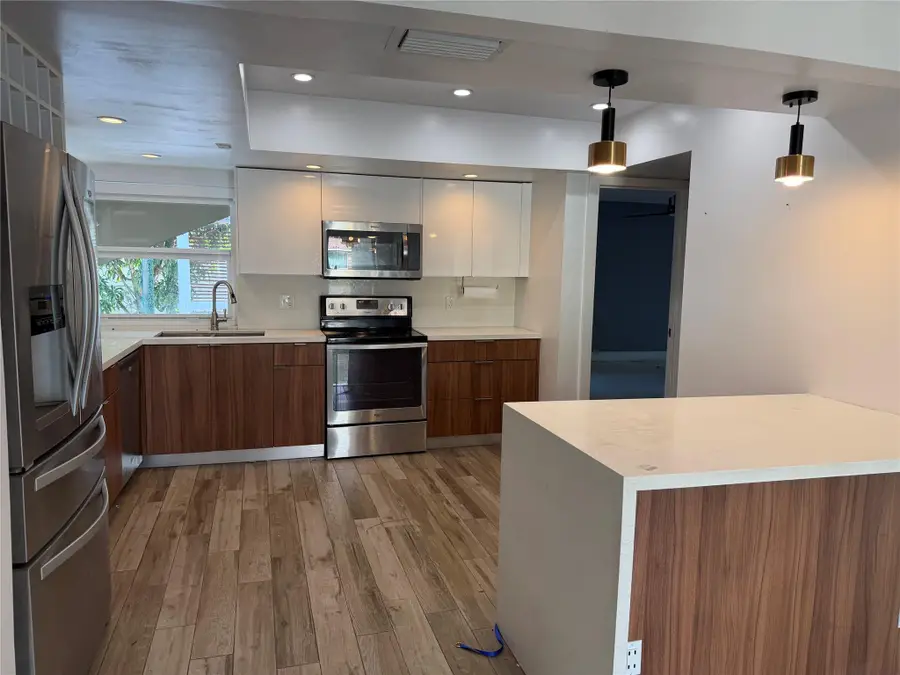 4560 NW 6th Ct, Plantation, FL 33317 - Image #2