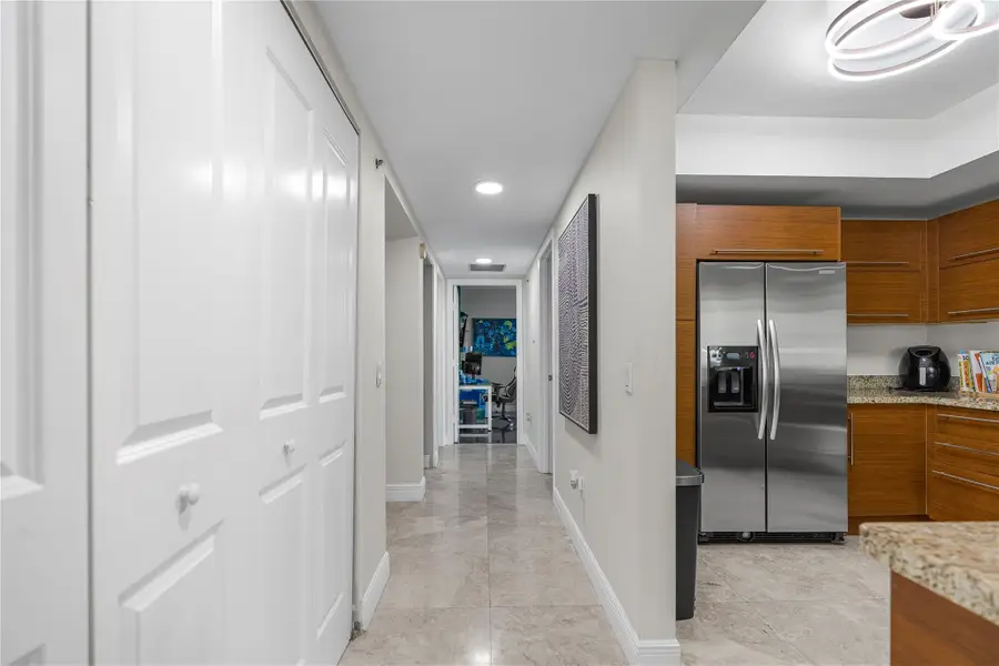 2641 N Flamingo Rd #901N, Sunrise, FL 33323 - Image #2