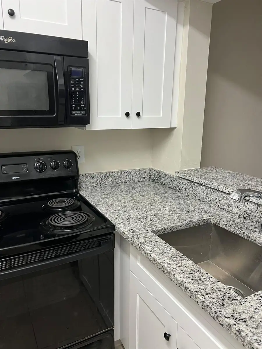 7027 W Sunrise Blvd #7027, Plantation, FL 33313 - Image #2