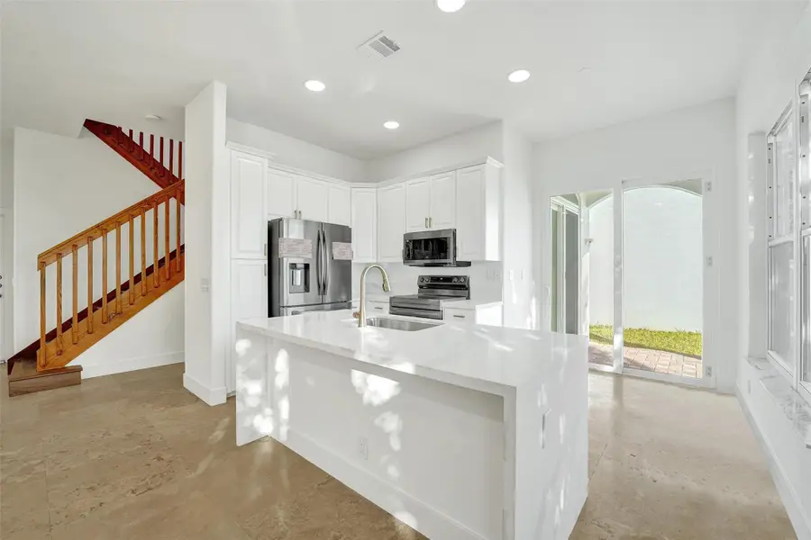 5029 SW 37th Ave, Fort Lauderdale, FL 33312 - Image #2