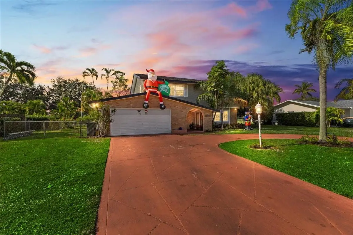 3179 Hoylake Road, Lake Worth, FL 33467 - Image #1